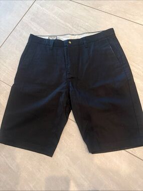 Volcom Men's Black Flat Front Shorts 2 for 30$